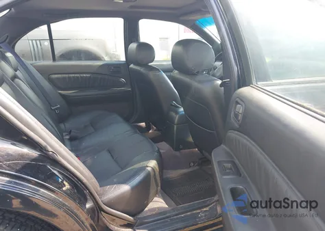 1997 Nissan Maxima Gle/Gxe/Se z USA, uszkodzony, nr VIN JN1CA21D4VM517036